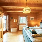 Haus Matteo - Nature Retreat Near Oedensee 別荘 バート・アウスゼー