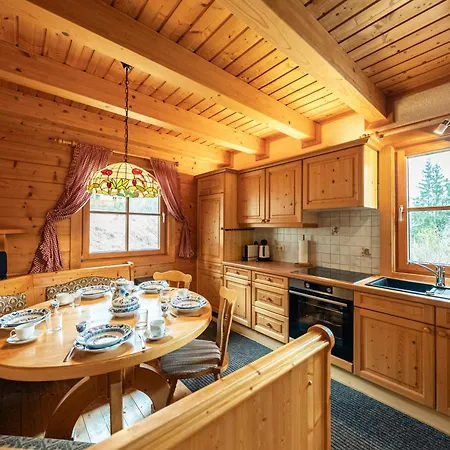Дом отдыха Haus Matteo - Nature Retreat Near Oedensee Бад Аусзее