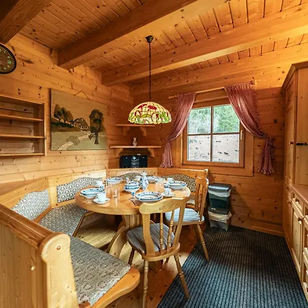 Дом отдыха Haus Matteo - Nature Retreat Near Oedensee Бад Аусзее